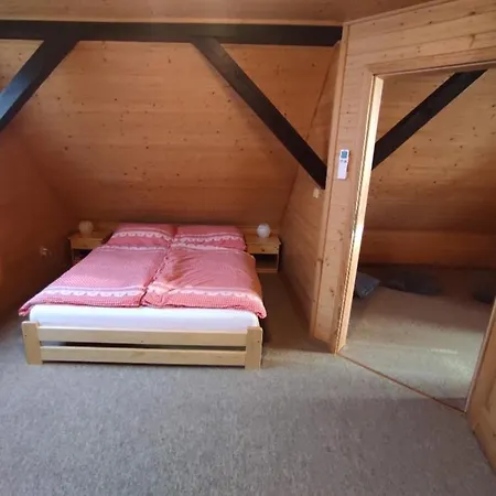Apartmanova Secanda S Bazenem, U Secske Prehrady Holiday home Sec