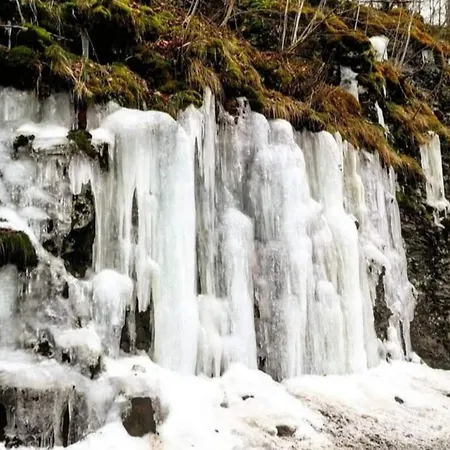 Apartmanova Secanda S Bazenem, U Secske Prehrady * Seč