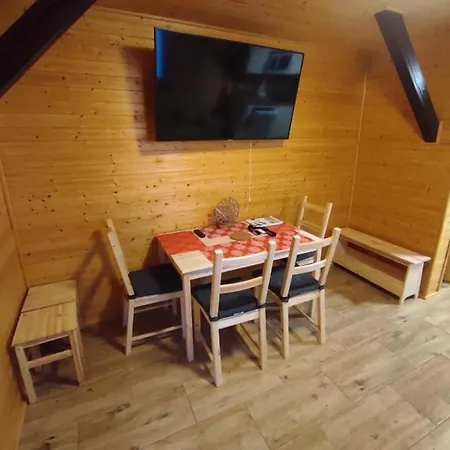 Dom wakacyjny Apartmanova Secanda S Bazenem, U Secske Prehrady