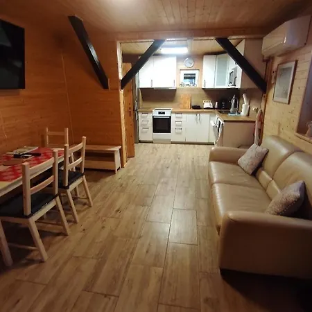Apartmanova Secanda S Bazenem, U Secske Prehrady Dom wakacyjny