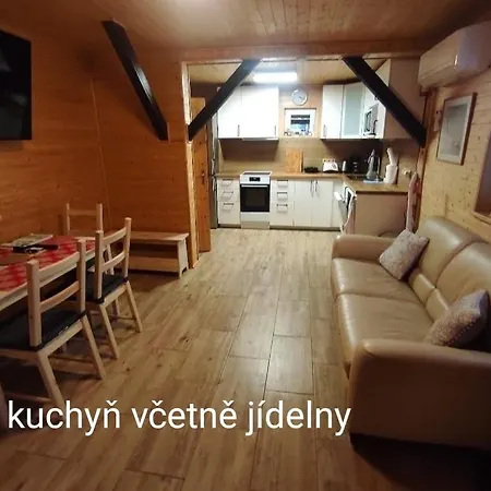 Apartmánová Sečanda S Bazénem, U Sečské Přehrady Hébergement de vacances *