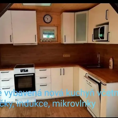 Dom wakacyjny Apartmanova Secanda S Bazenem, U Secske Prehrady *
