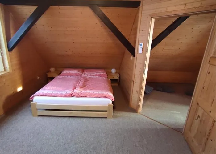 Apartmánová Sečanda S Bazénem, U Sečské Přehrady Prázdninový dům Seč